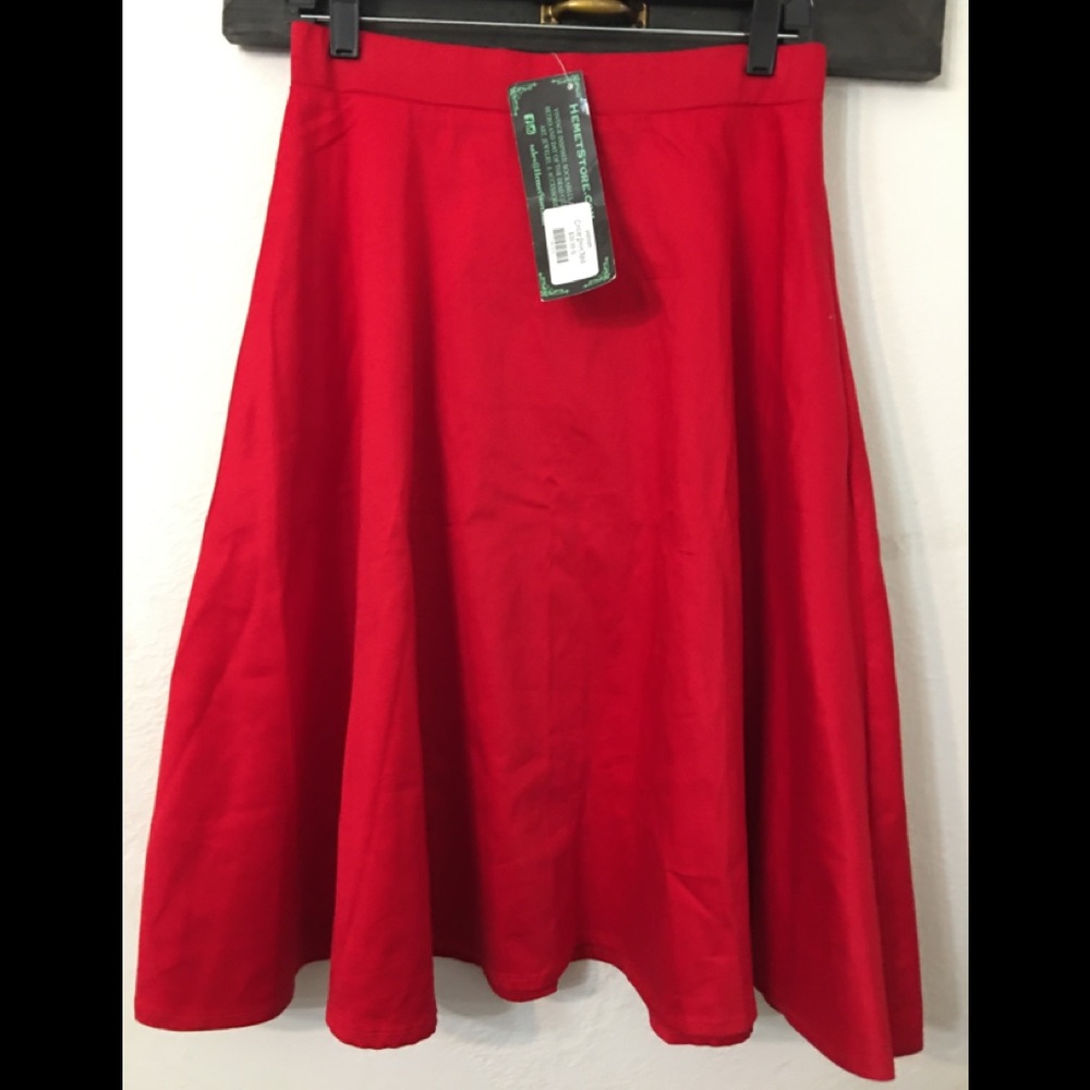 Hemet Skirt